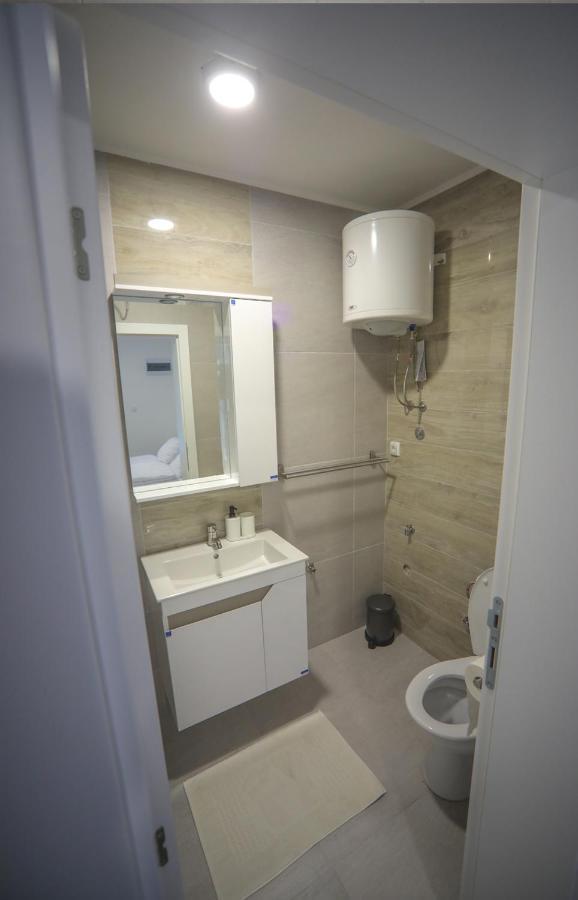 Code Srebrno Jezero Apartment Veliko Gradiste Exterior photo